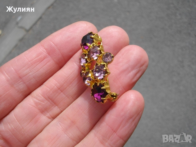 СТАРА ПОЗЛАТЕНА БРОШКА, снимка 4 - Антикварни и старинни предмети - 51845000