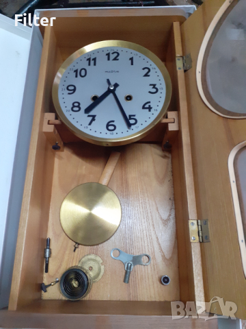 Старинен часовник с махало, снимка 1
