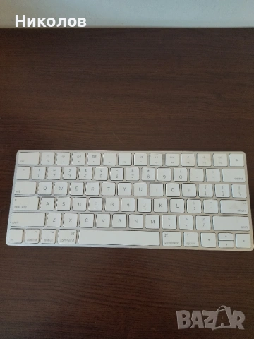 Продавам оригинална безжична клавиатура Apple Magic keyboard
