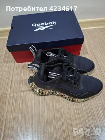 маратонки Reebok , снимка 2 - Маратонки - 49549235