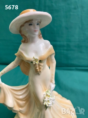 Порцеланова фигурка Coalport, снимка 6 - Колекции - 53540224