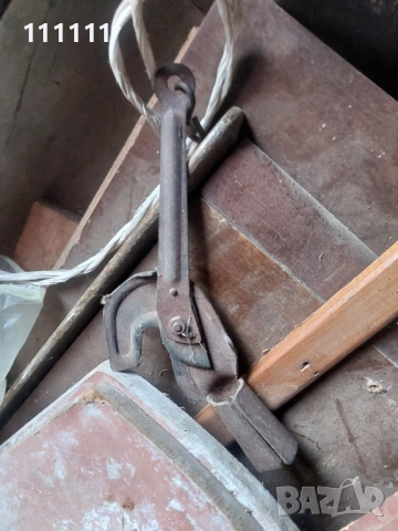 Ножица за подрязване на високи клони на дървета и за други неща , снимка 2 - Градинска техника - 18595375