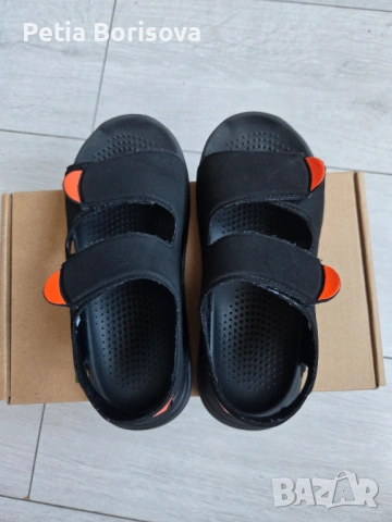 Детски сандали Adidas, снимка 4 - Детски сандали и чехли - 54111481