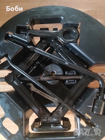 Органайзер с инструменти хюндай кия оем нов, снимка 11 - Аксесоари и консумативи - 52719880