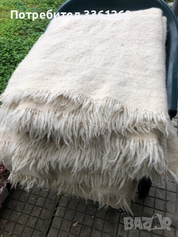  Три броя одеала от чиста вълна, снимка 5 - Олекотени завивки и одеяла - 52466878