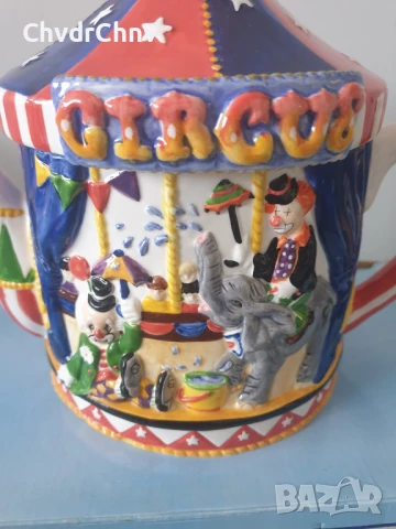 2бр Leonardo Collection чайник 23см/ЛЕОНАРДО колекционерски английски порцеланови чайници, снимка 7 - Колекции - 46599104