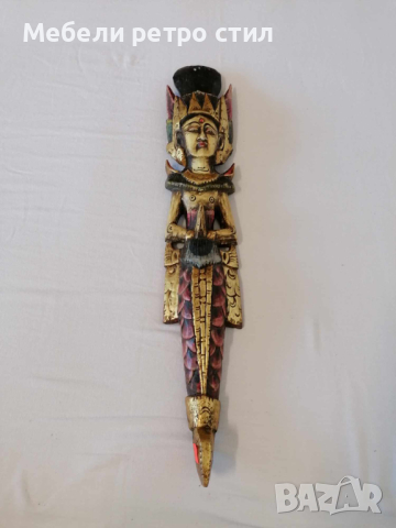 Богато изрисувана дървена статуетка., снимка 1 - Антикварни и старинни предмети - 45009804