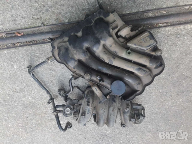 Всмукателен Колектор к.кт дюзи VW Голф 4 1.6 SR 8v Сеат,Шкода, Ауди 06A133205, снимка 2 - Части - 50951247