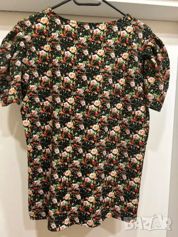 Красива блуза Германия, снимка 4 - Тениски - 49306793