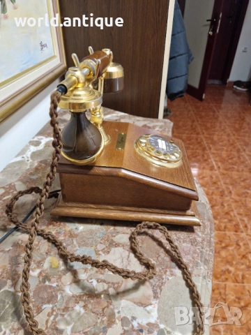 Прекрасен антикварен френски дървен телефон Lyon, снимка 7 - Антикварни и старинни предмети - 53139638