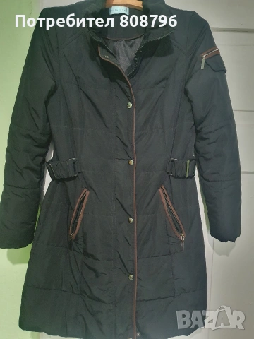 Подарявам дамски връхни дрехи , снимка 2 - Палта, манта - 53498106