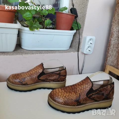 Обувки Dolce 38 н. Естествена кожа , снимка 3 - Дамски ежедневни обувки - 53649785