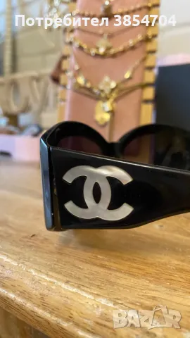 Очила Chanel *Шанел оригинални*седеф*Chanel, Black classic square CC sunglasses, снимка 9 - Слънчеви и диоптрични очила - 47362127