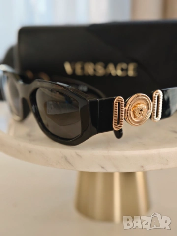 Оригинални слънчеви очила Versace , снимка 4 - Слънчеви и диоптрични очила - 54261789