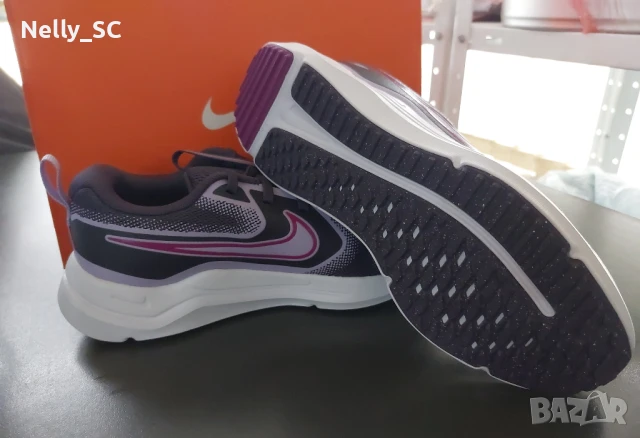 Маратонки Nike №38, снимка 5 - Маратонки - 50750294