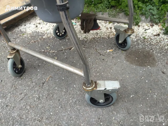 Инвалиден стол тоалетна, снимка 5 - Тоалетни столове - 49877195