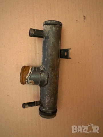 Тръба(фланец)зад водна помпа Сузуки Гранд Витара 1.6 97 к.с/Suzuki Grand Vitara