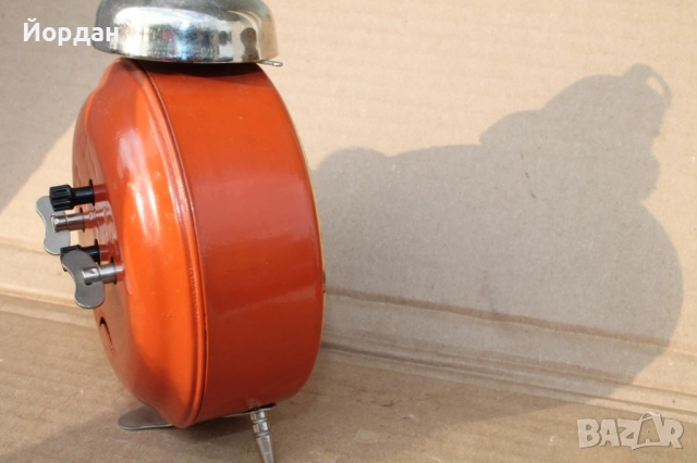 СССР будилник ''Янтар'', снимка 10 - Антикварни и старинни предмети - 52616790