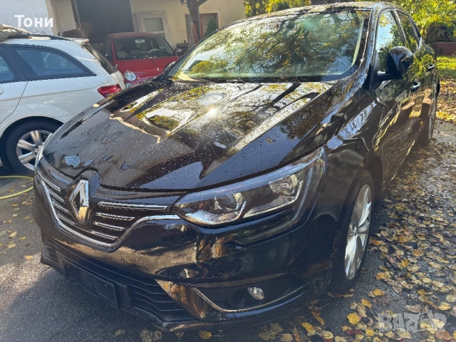 Renault megane 1.5DCi 2019г, снимка 6 - Автомобили и джипове - 54005141