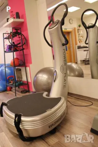 Продавам Power Plate Pro 5 + колани + стелка, снимка 1 - Фитнес уреди - 48583717