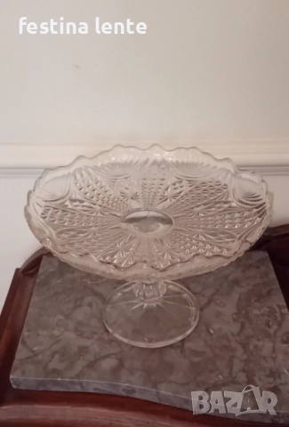 Стъклен,винтидж поднос за торта / фруктиера