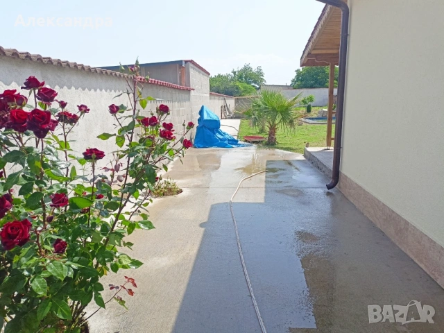 Къща в село Радиново, снимка 12 - Къщи - 54282700