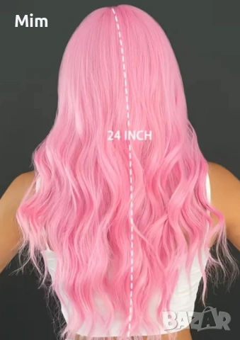 55 см Дълга ,къдрева,розова перука с бретон , снимка 2 - Аксесоари за коса - 53436516