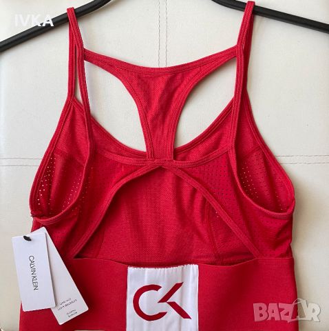 Спортен сутиен CALVIN KLEIN, снимка 2 - Корсети, бюстиета, топове - 46771893