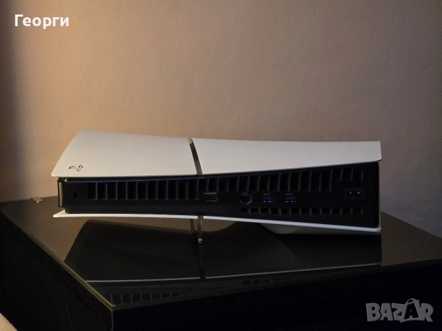 PS5 Slim 1ТВ (с диск) + 2 джойстика, снимка 2 - PlayStation конзоли - 52686703