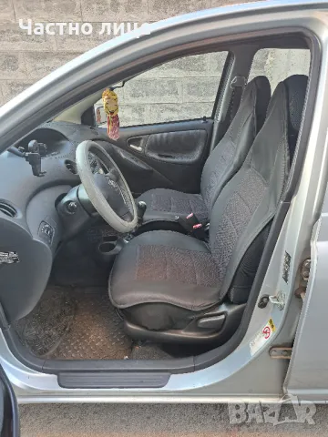 Toyota Yaris 1, 4 D-4D 75к.с. Diesel , снимка 11 - Автомобили и джипове - 47952956