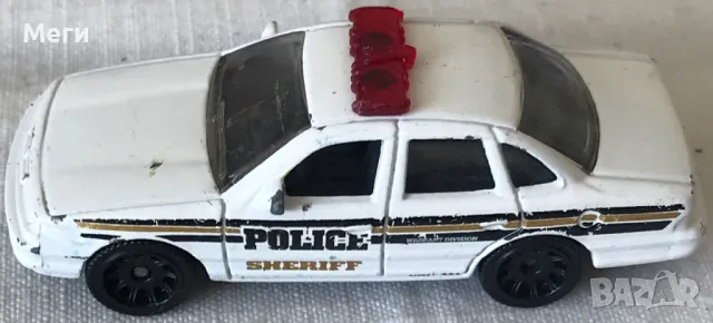 Колекционерска Количка Matchbox 2006 – Police Ford Crown Victoria Sheriff – Бял Каст Toy Car, снимка 2 - Колекции - 46988270