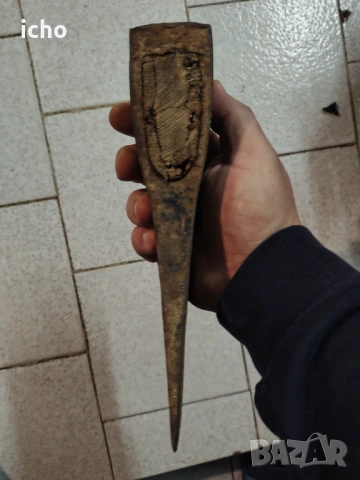 Стар топор, снимка 3 - Антикварни и старинни предмети - 51238166