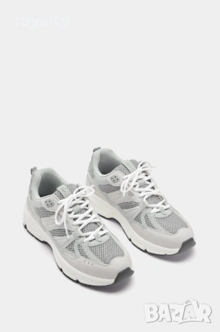 Дамски маратонки на Pull and Bear