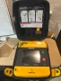 Дефибрилатор LIFEPAK 1000, снимка 1