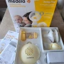 Помпа за кърмачета Medela + подарък шишета с биберони, снимка 1