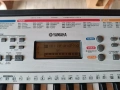 Синтезатор Yamaha YPT 260+стойка и педал, снимка 2