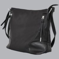  Дамска чанта с дълга дръжка//удобен среден размер и функционално разпределение, снимка 5 - Чанти - 45132983