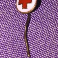 червен кръст значка емайл, снимка 4 - Колекции - 45596331