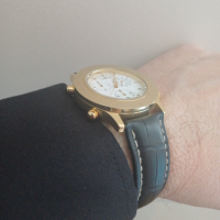 Оригинален швейцарски винтидж дрес часовник Fortis, бартер, снимка 3 - Мъжки - 44958354