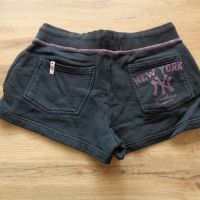 Дамски къси панталони, снимка 2 - Къси панталони и бермуди - 45747841