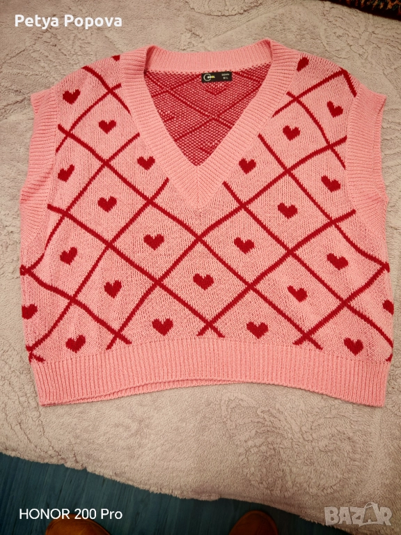 Пуловерче със сърчица, снимка 1