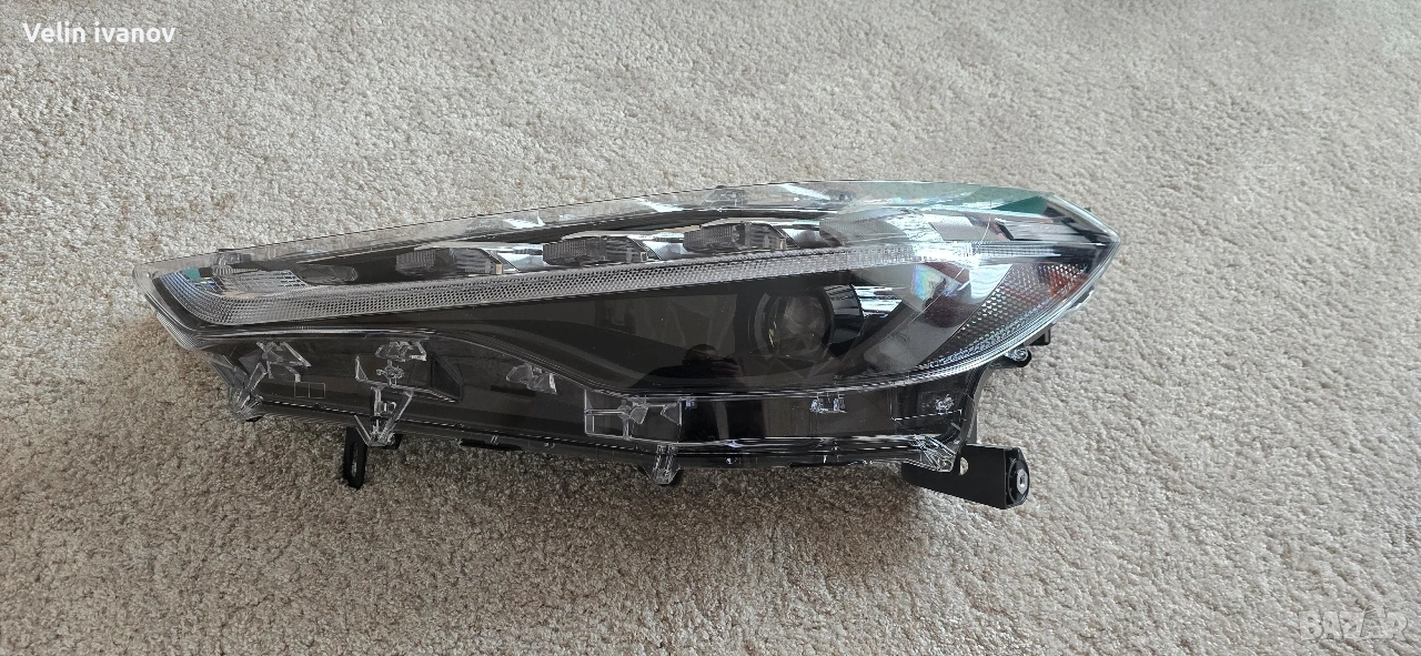ляв лед фар за тойота корола крос, снимка 1