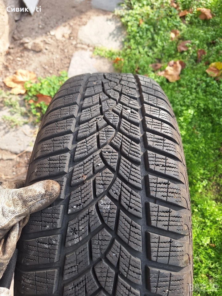 215 65 16 гума 1бр.Good Year, снимка 1