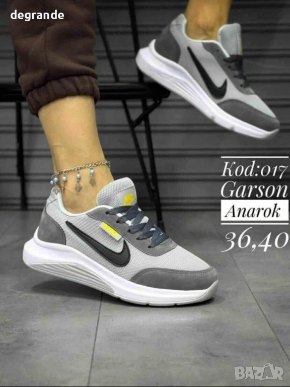 Дамски маратонки Nike, снимка 1