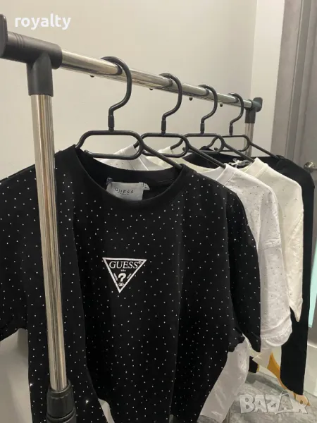 Guess дамски тениски Различни цветове , снимка 1