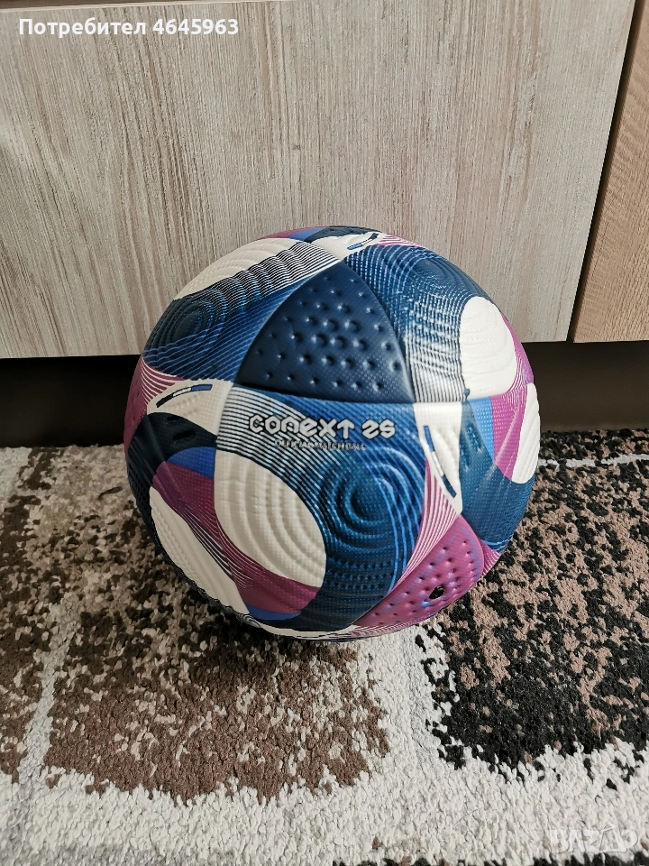 Футболна топка за тренировки и мачове. Чисто нова. Размер 5 , снимка 1