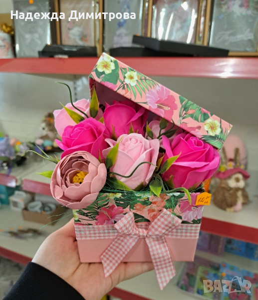 Кутия със 7 сапунени цветя. , снимка 1