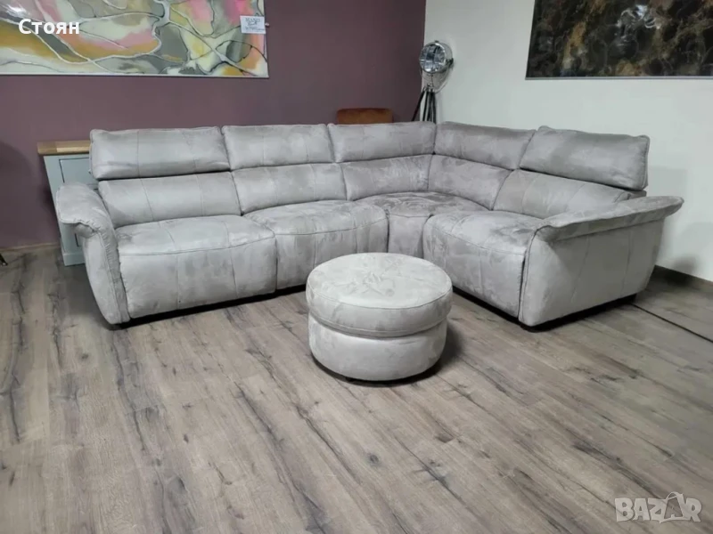 Бежов ъглов диван от плат "Cadenza" с ел. релакс механизъм и табуретка, снимка 1
