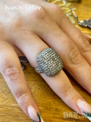 Дамски сребърен пръстен с множество цирконии, снимка 3 - Пръстени - 52905318