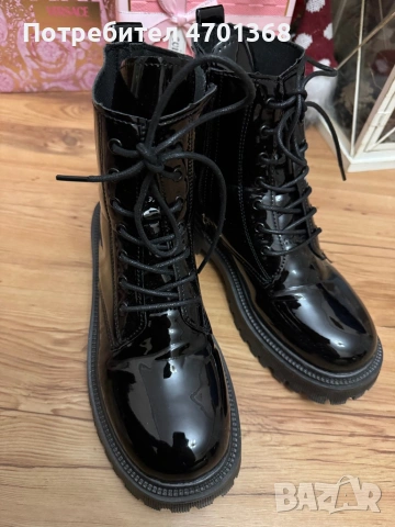 Черни лачени боти, размер 39